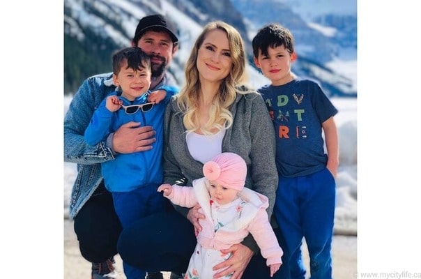 Nila Myers, her husband Ben Hollingsworth and their children Nash Hollingsworth, Gatsby Willem Hollingsworth and Juniper Bloom Hollingsworth